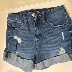Size 6 Aeropostale Jean shorts.